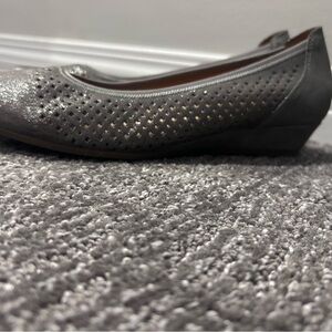 Chic Silver Women's Flats
